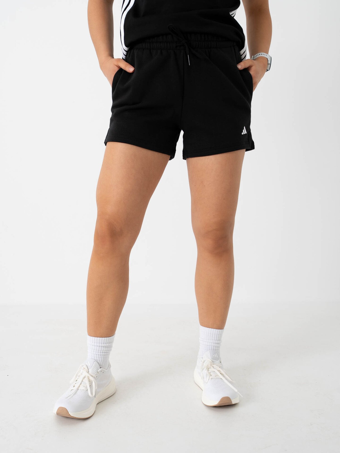 adidas Small Logo Feel Cozy Shorts Black / White