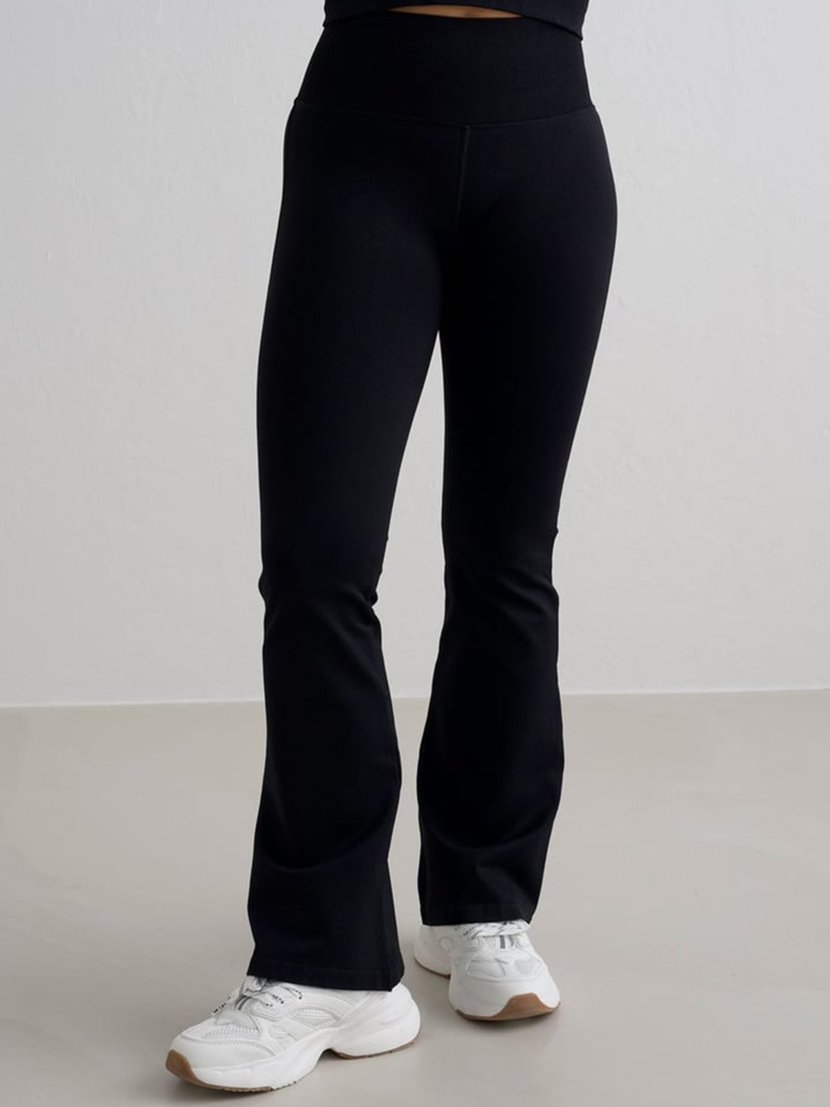 Aim'n Shape Seamless Flare Petite Tights Black