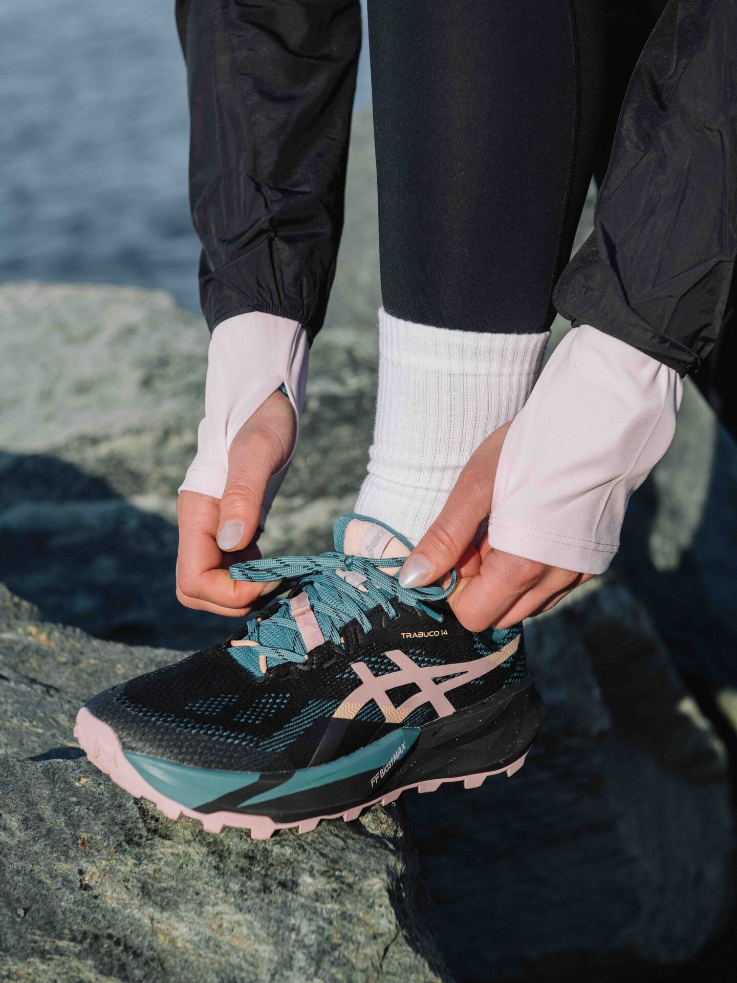 ASICS Trabuco 14 GTX Black / Morganite