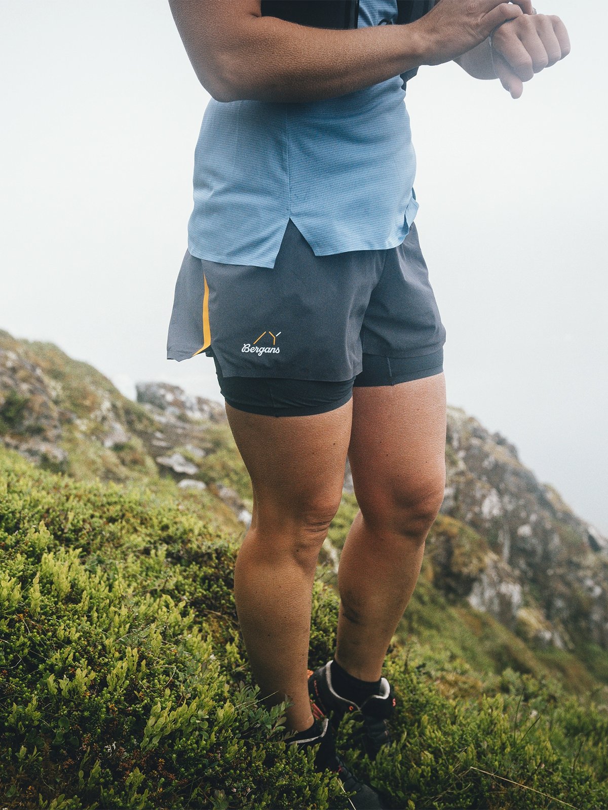 Bergans Y LightLine Fast 5" Shorts Women Dark Shadow Grey