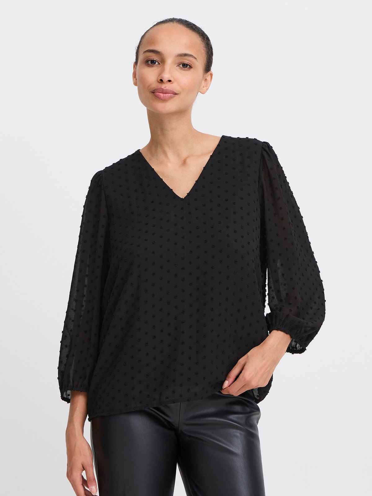 B.YOUNG Izette Blouse Black