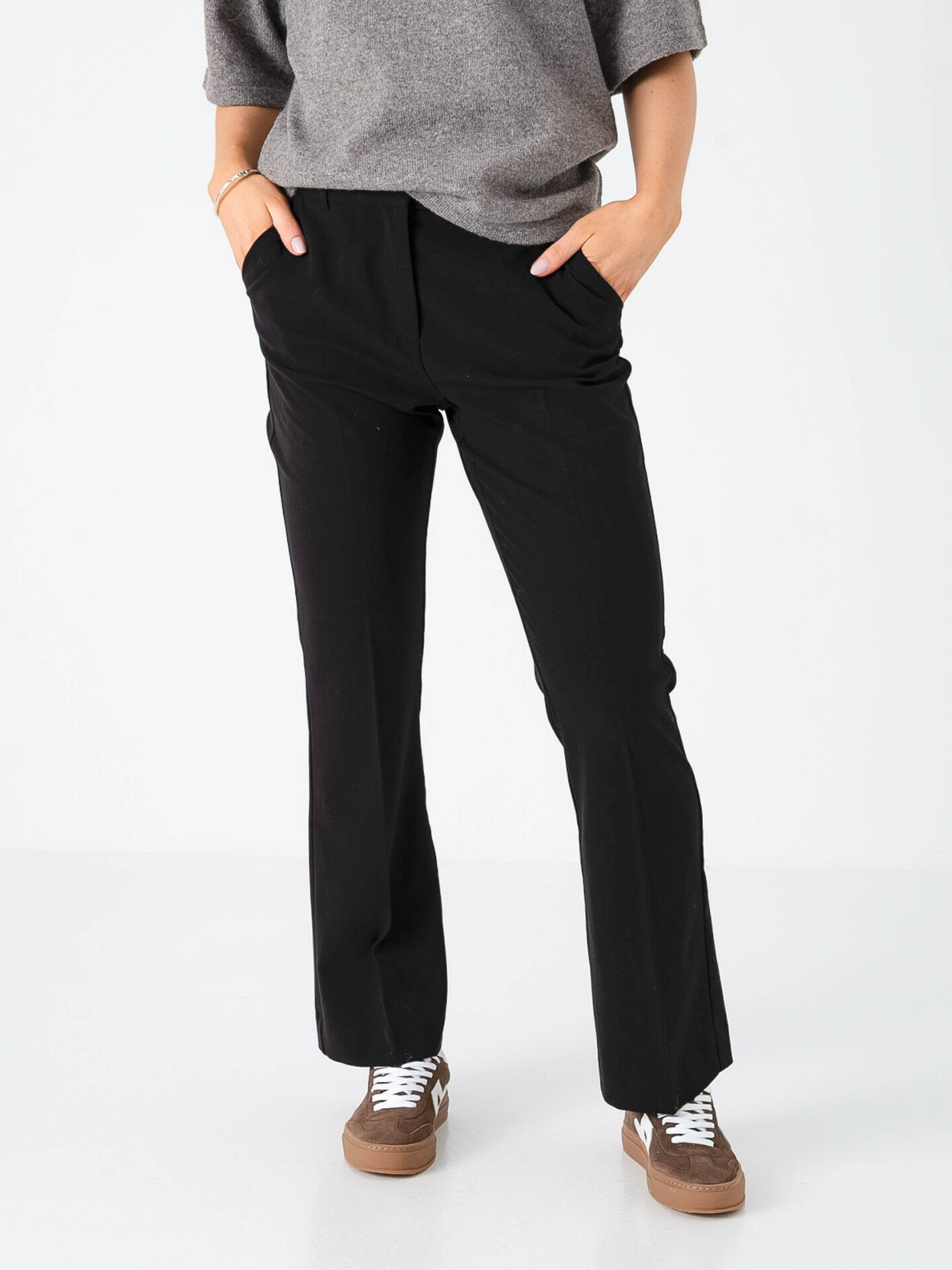 B.YOUNG Danta Flare 4 Black