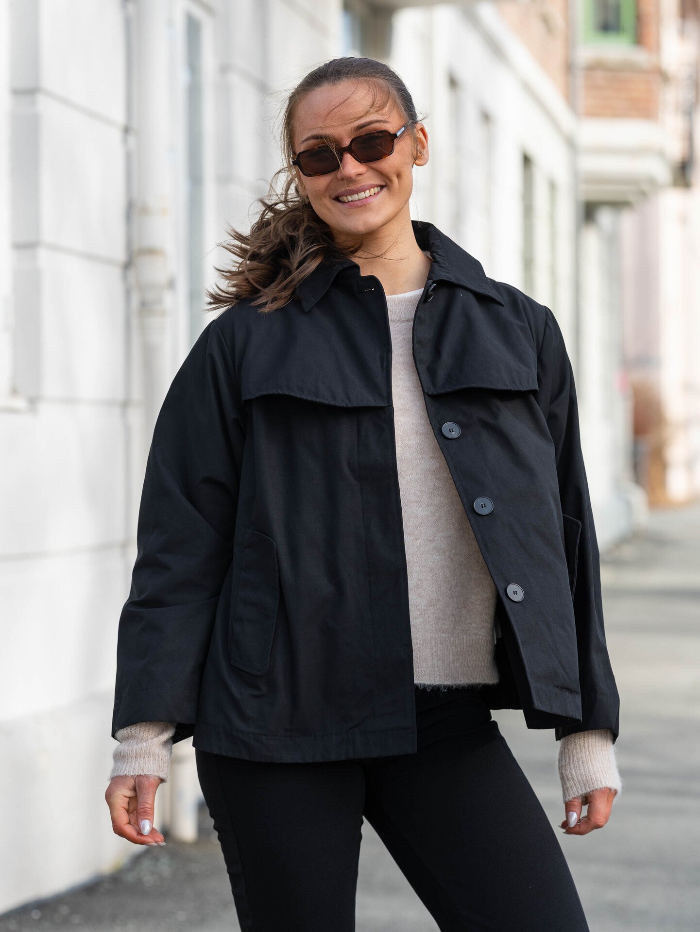 Comprimé Trench Jacket Black