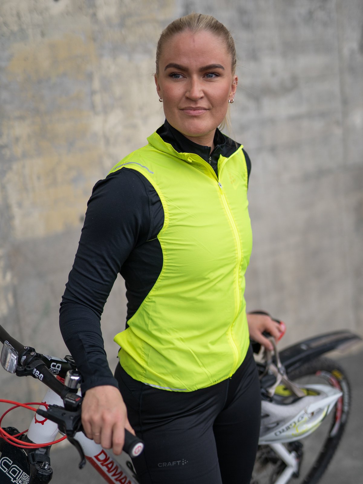 Craft Essence Light Wind Vest Flumino