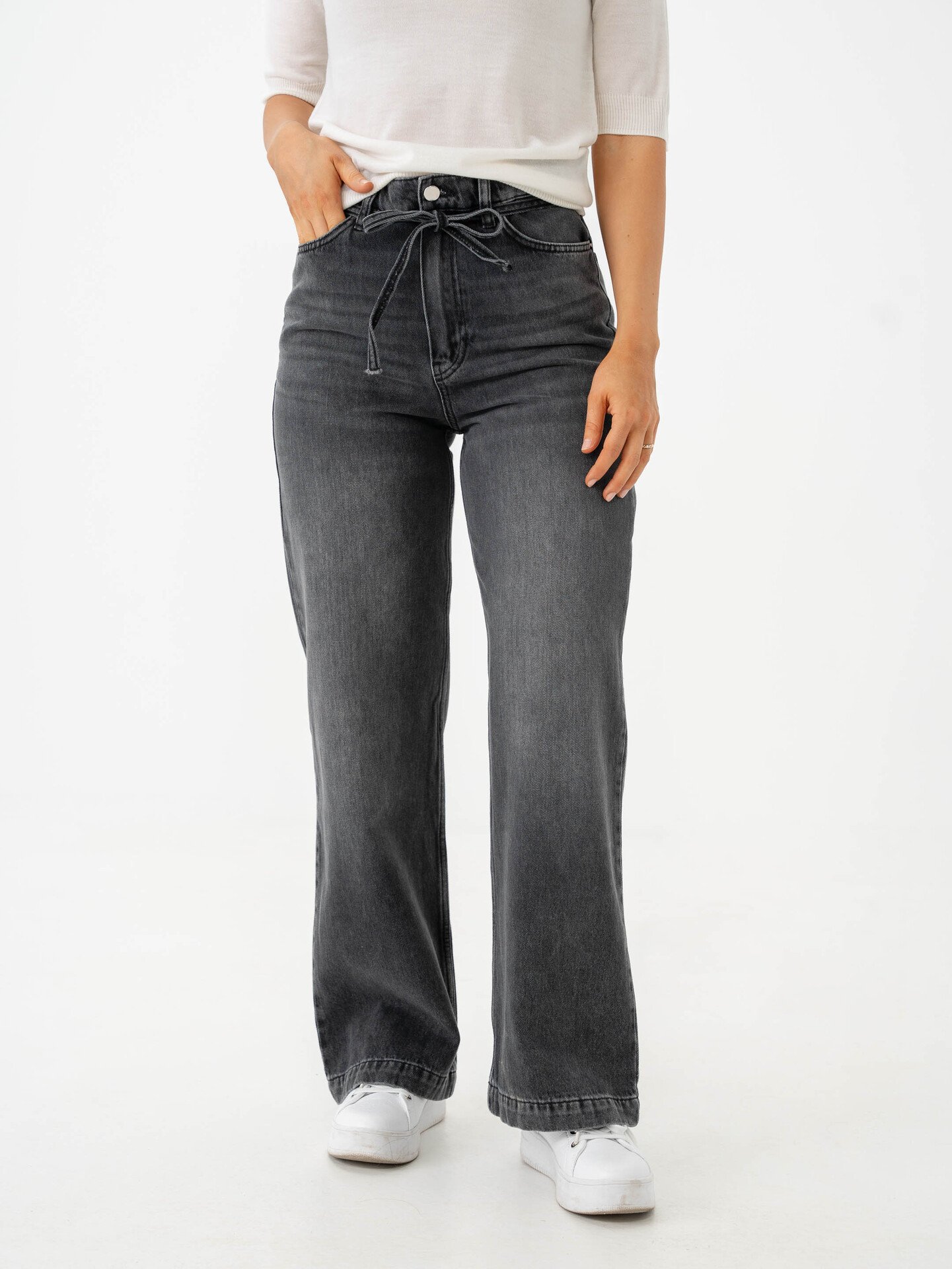 DAY BIRGER Elijah Black