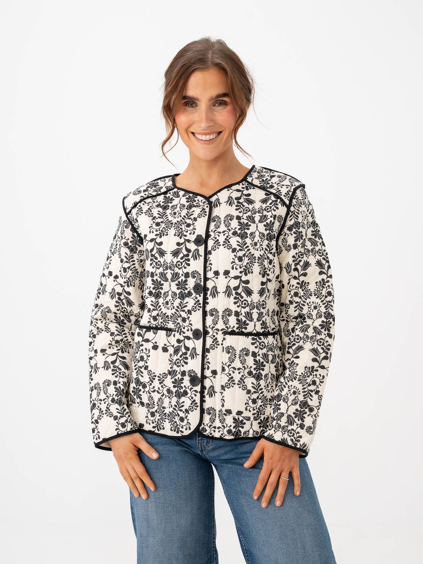 Ichi Gizaro Jacket Almond Milk Flower