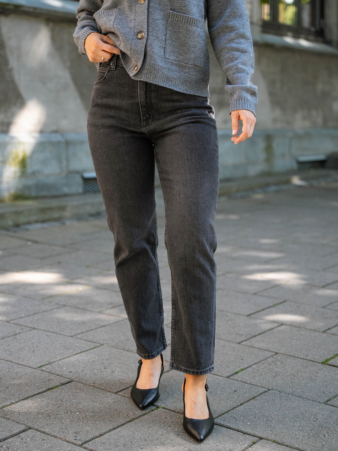 Lee Carol Straight BB Rock