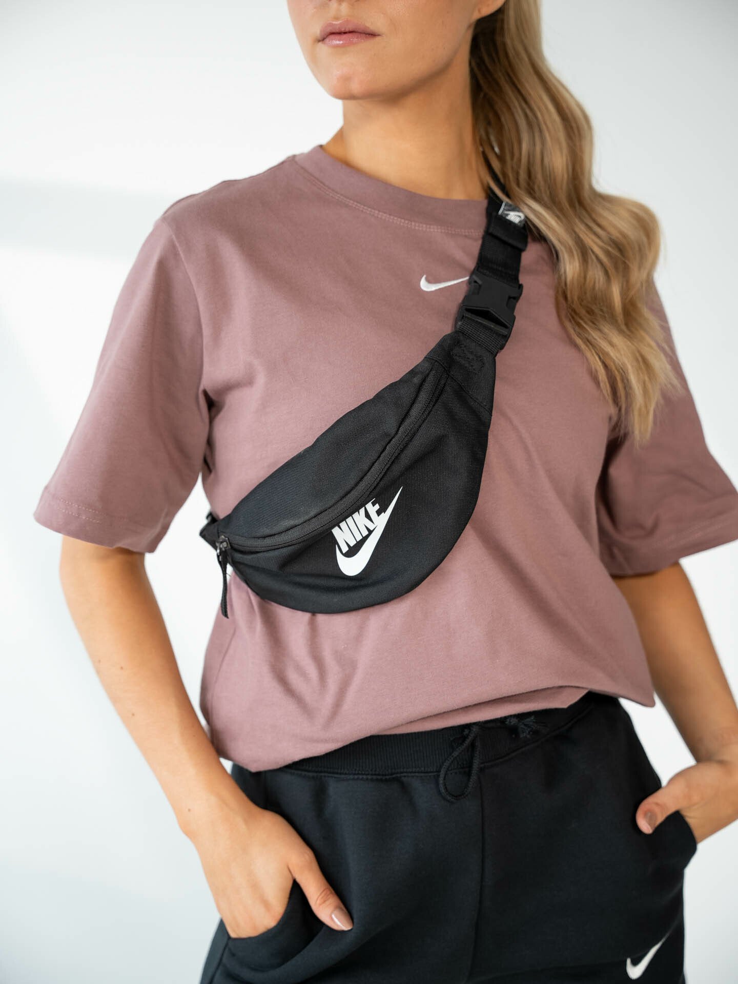 Nike Heritage Waistpack Svart/Svart/Hvit