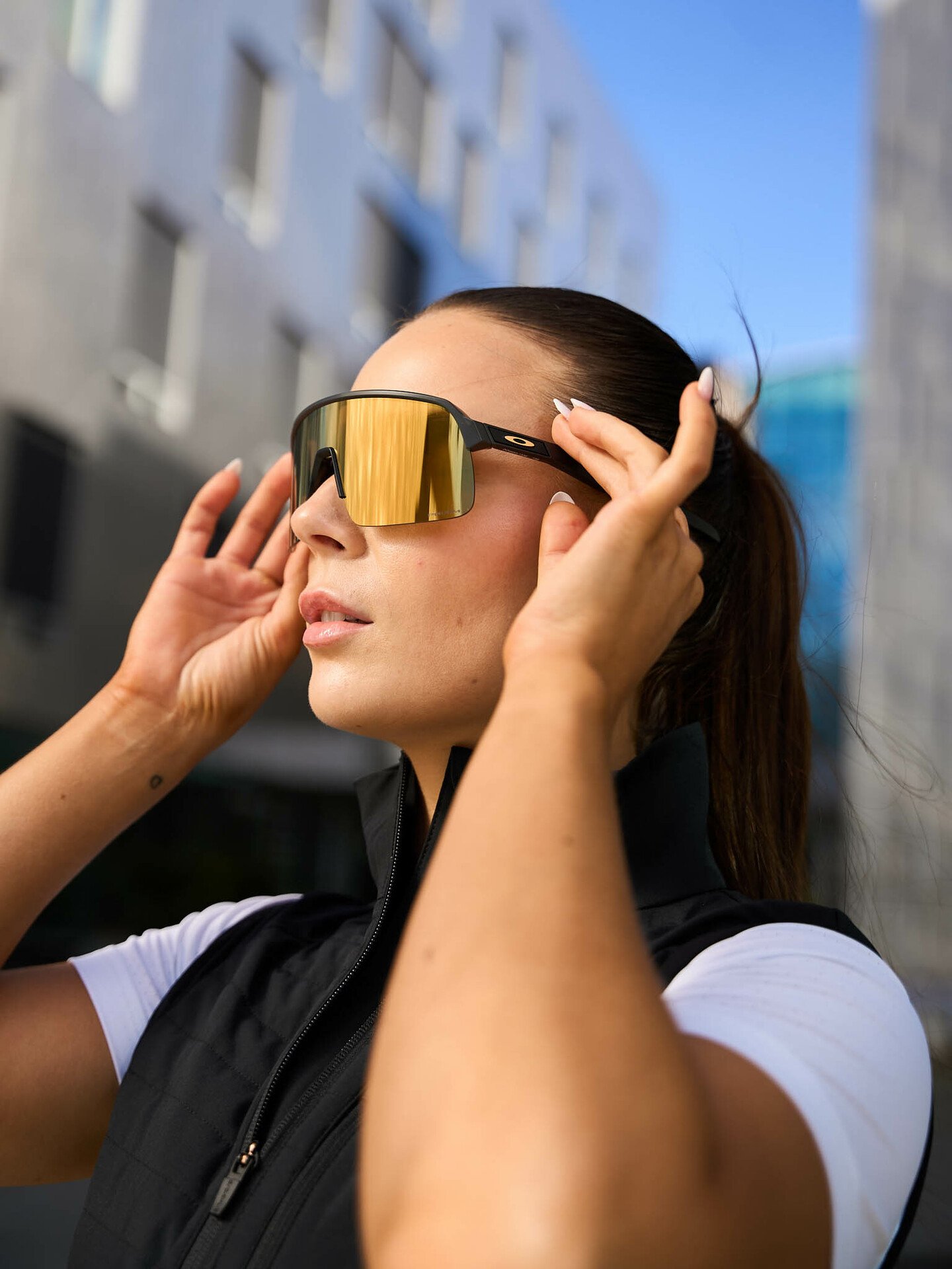 Oakley Sutro Lite Matte Carbon / Brilleglass: Prizm 24K / Lysgjennomslipp: 11%