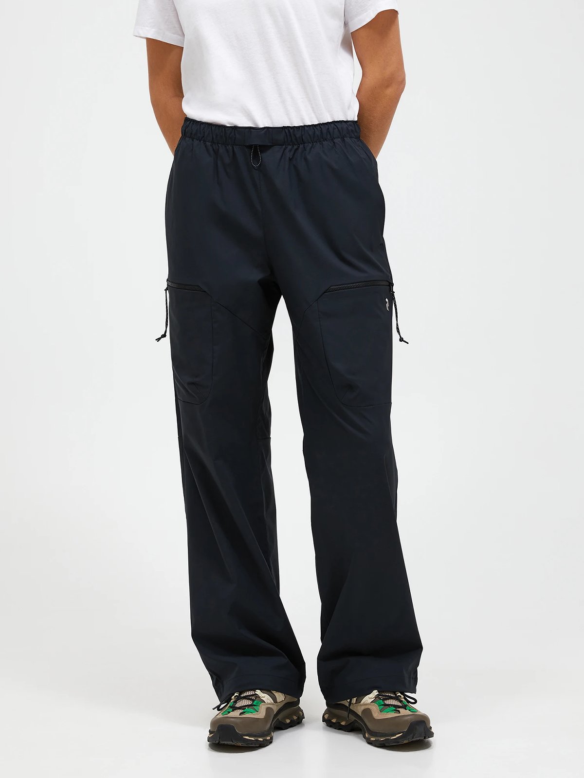 Peak Performance Outdoor Cargo Pants Women Sort