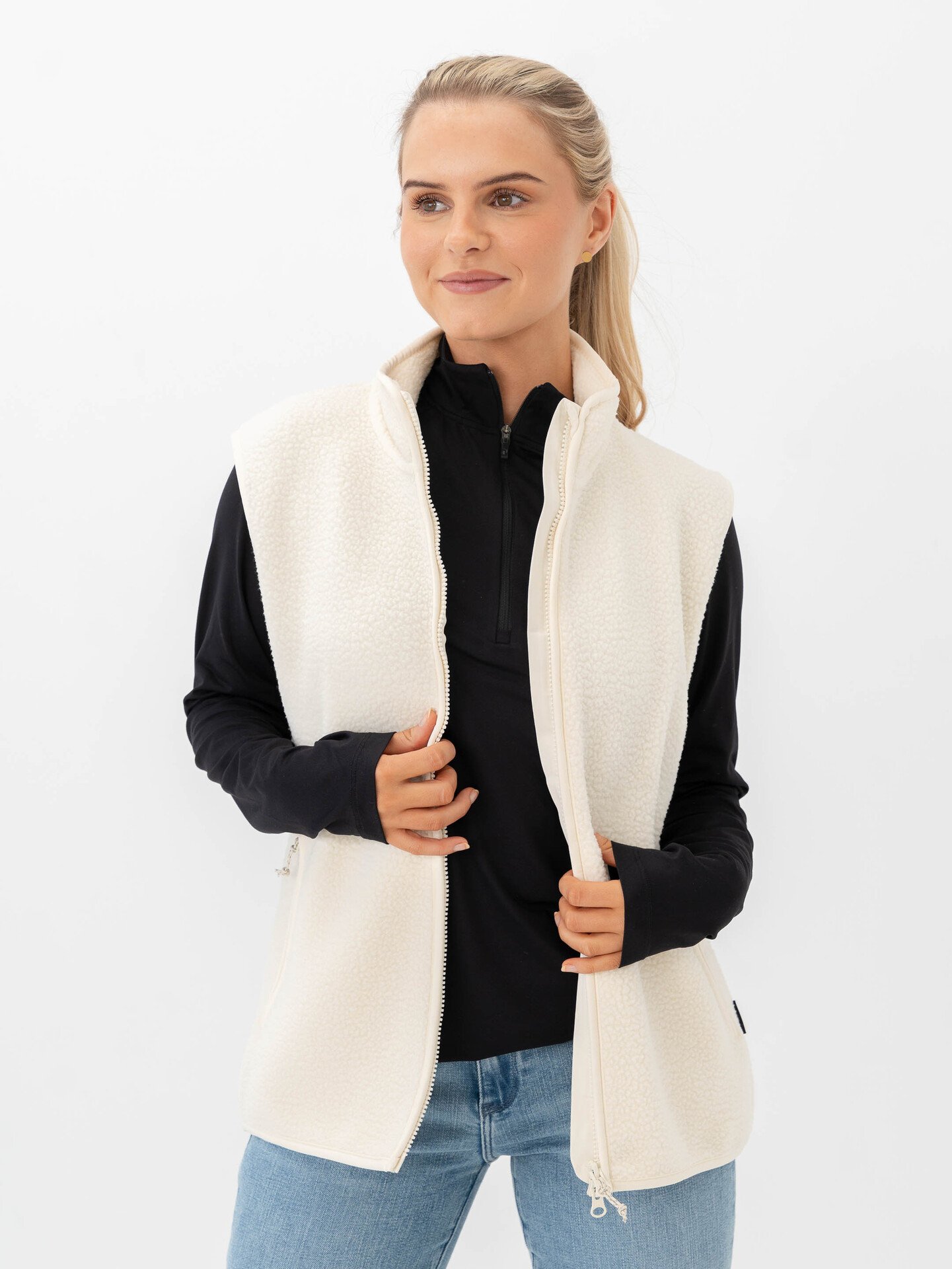 Peak Performance Pile Vest Vintage White