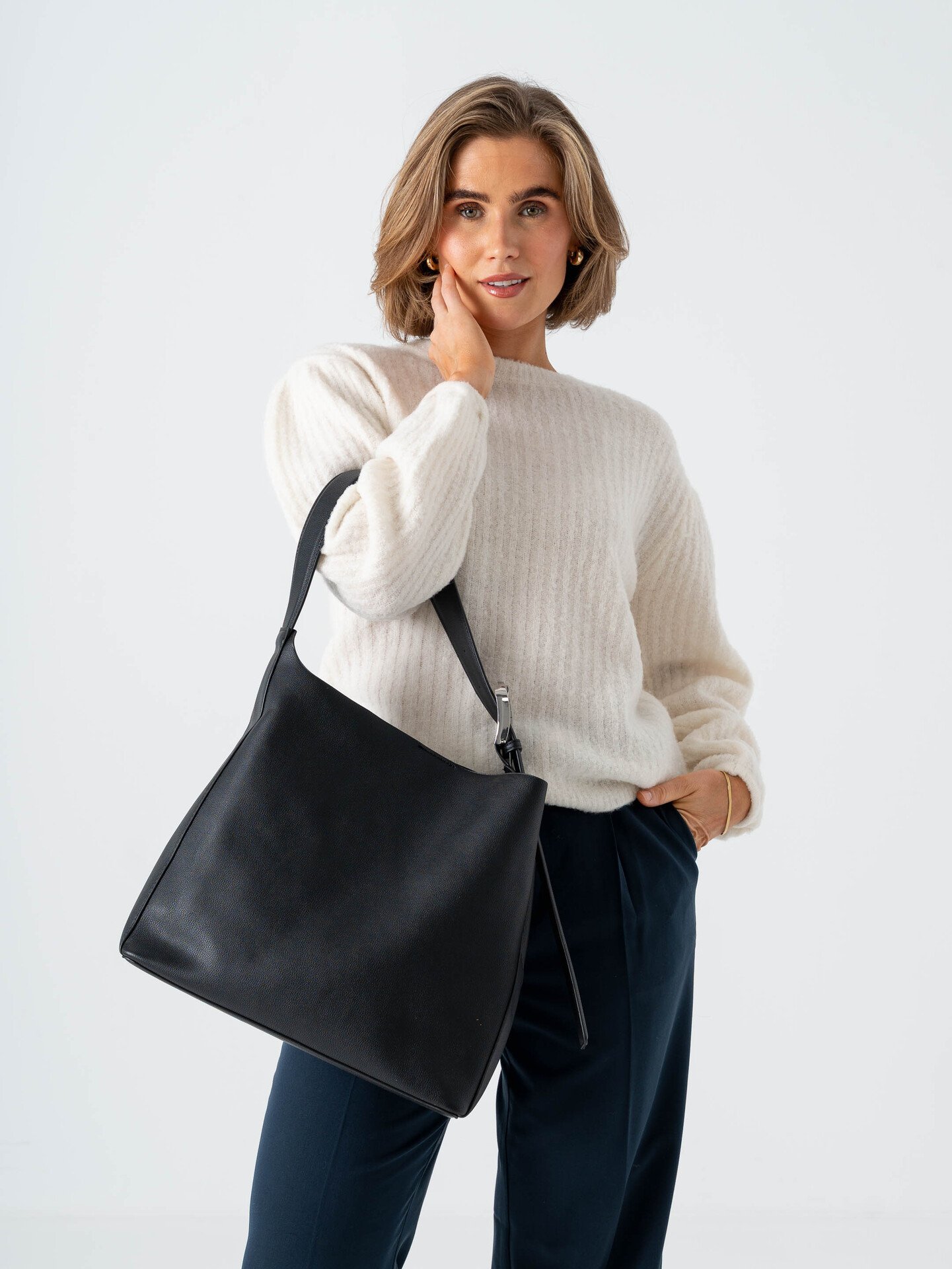 Roberto Rosso Sabbia Handbag L Black