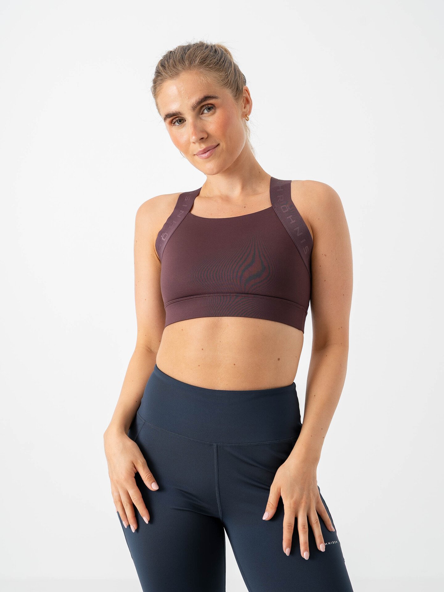 Röhnisch Kay Sports Bra Huckleberry