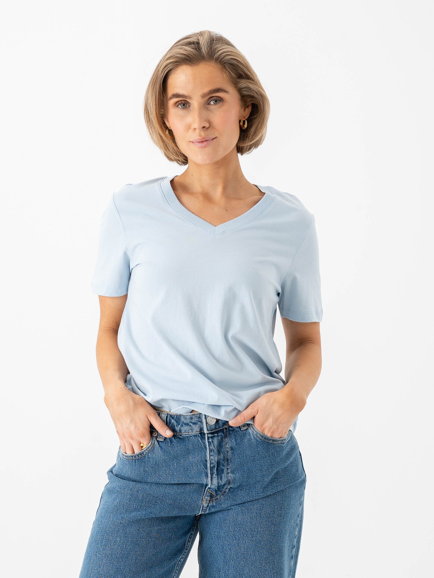 Selected Femme Essential Short Sleeve V-Neck Tee Cashmere Blue
