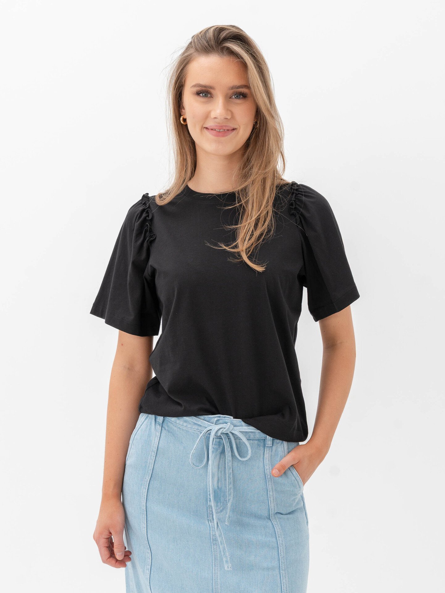 Selected Femme Penelope 2/4 Ruffle Tee Sort