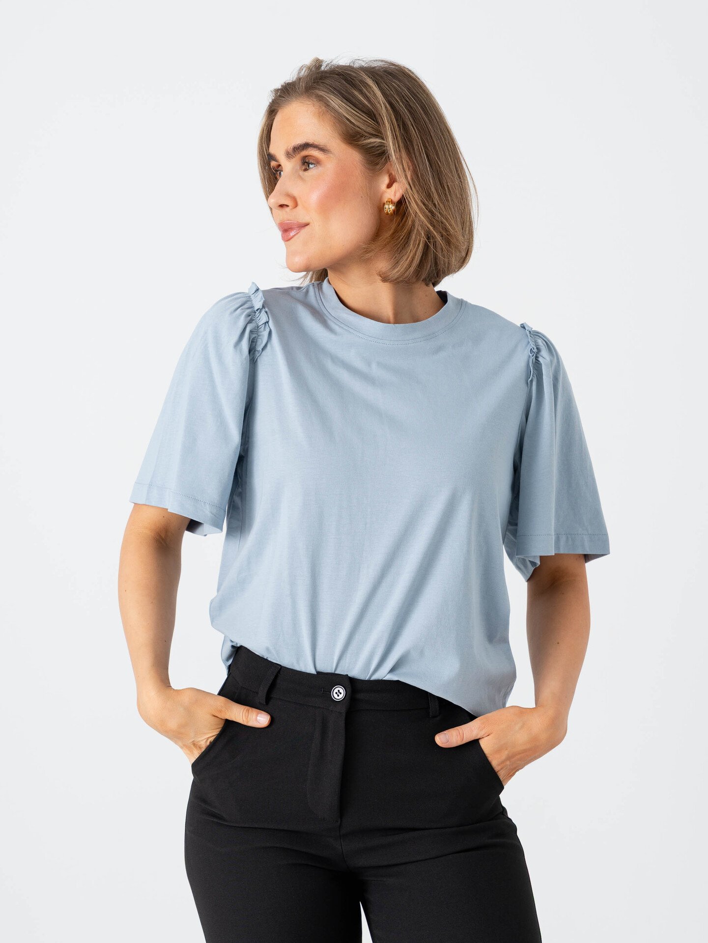 Selected Femme Penelope 2/4 Ruffle Tee Dusty Blue