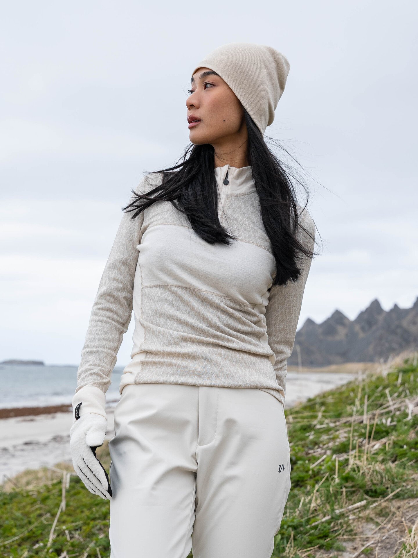 Twentyfour Aurora Aya Ull Half Zip Gråhvit