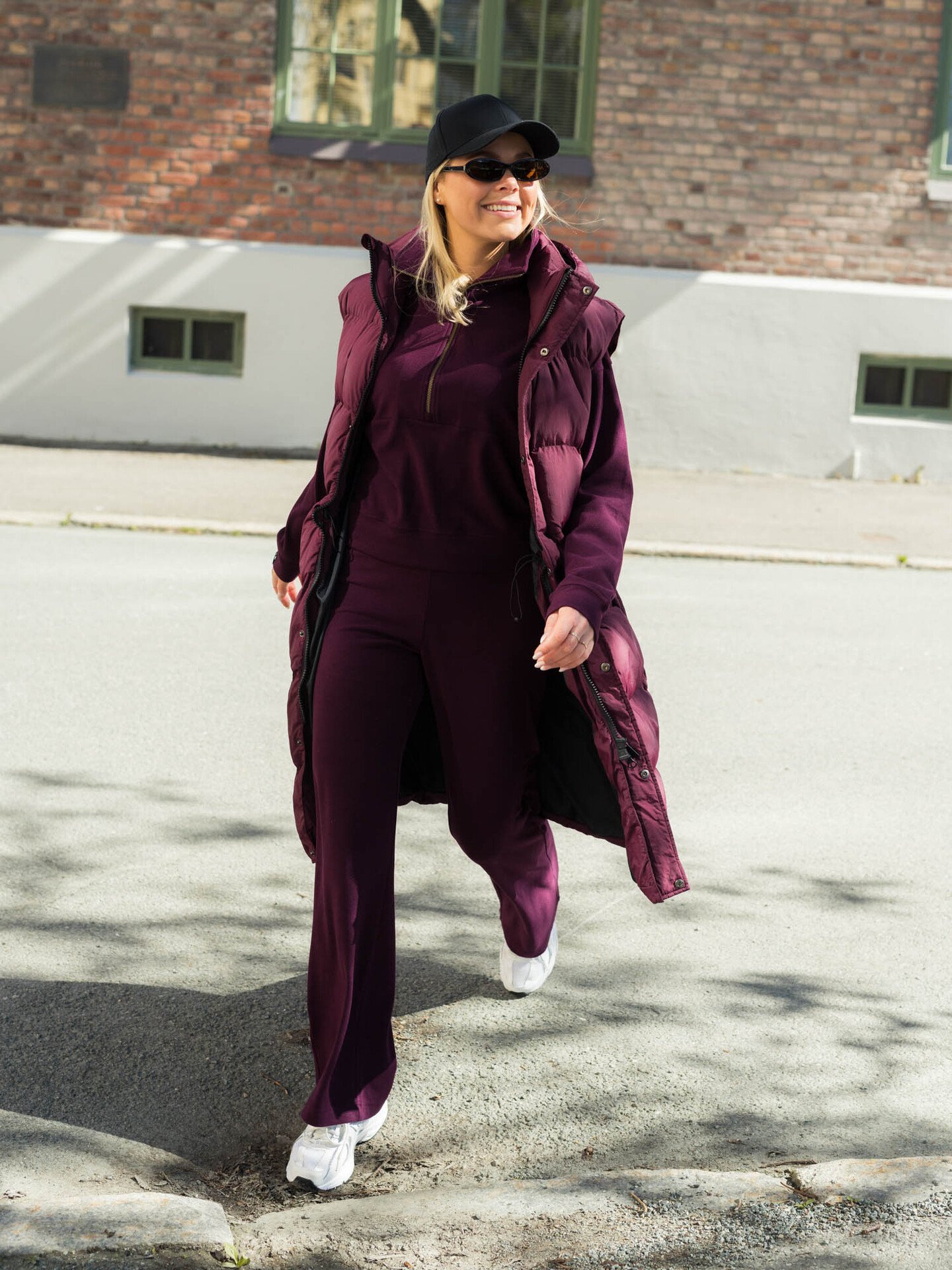 Twentyfour Mode Eva Puffy Vest Mørk Burgunder