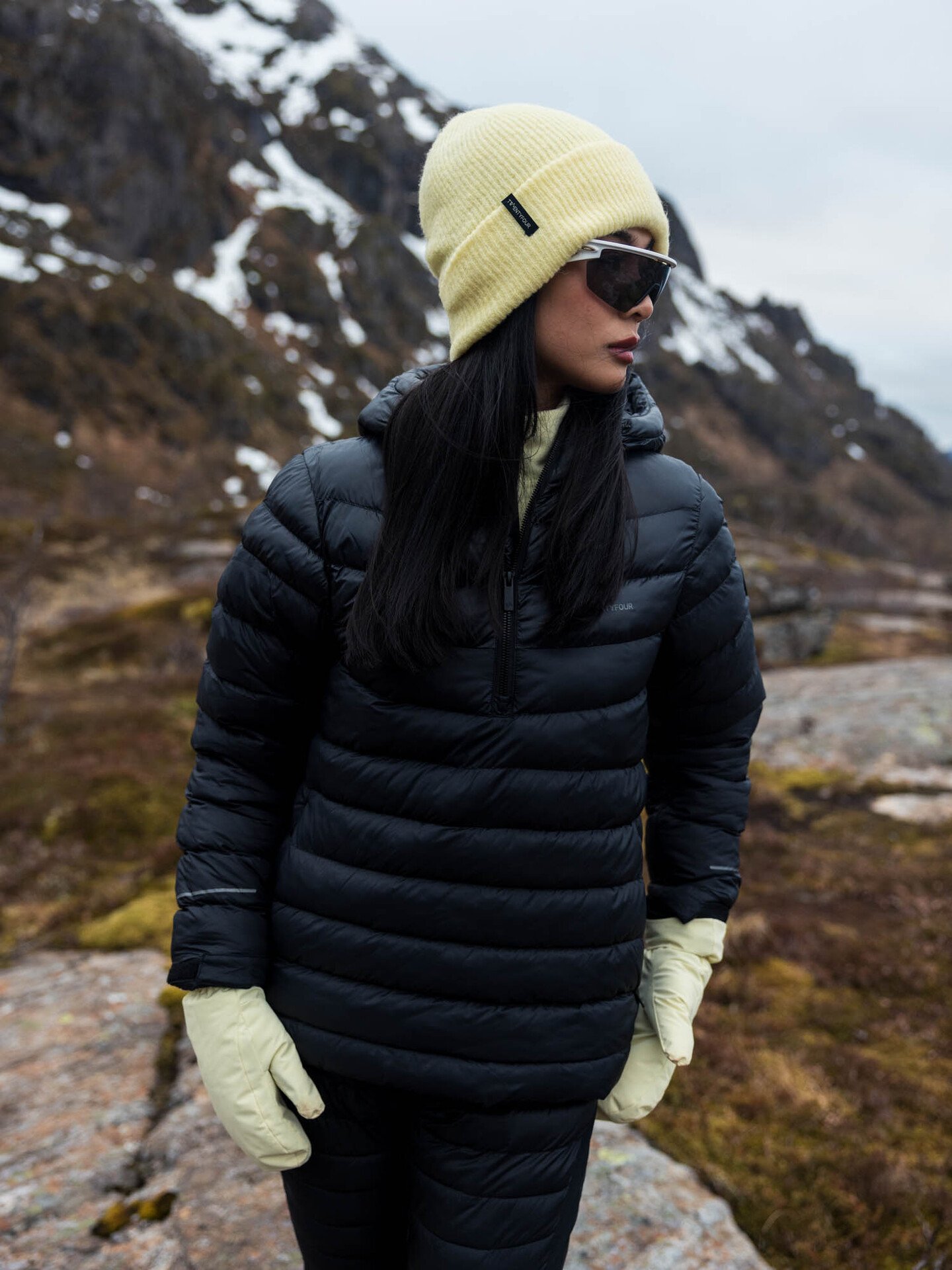 Twentyfour Aurora Primaloft Anorakk Sort