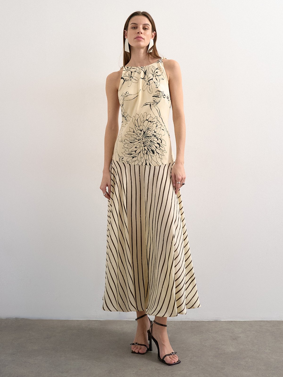 Topshop Mille Short Sleeve Maxi Dress Oyster White