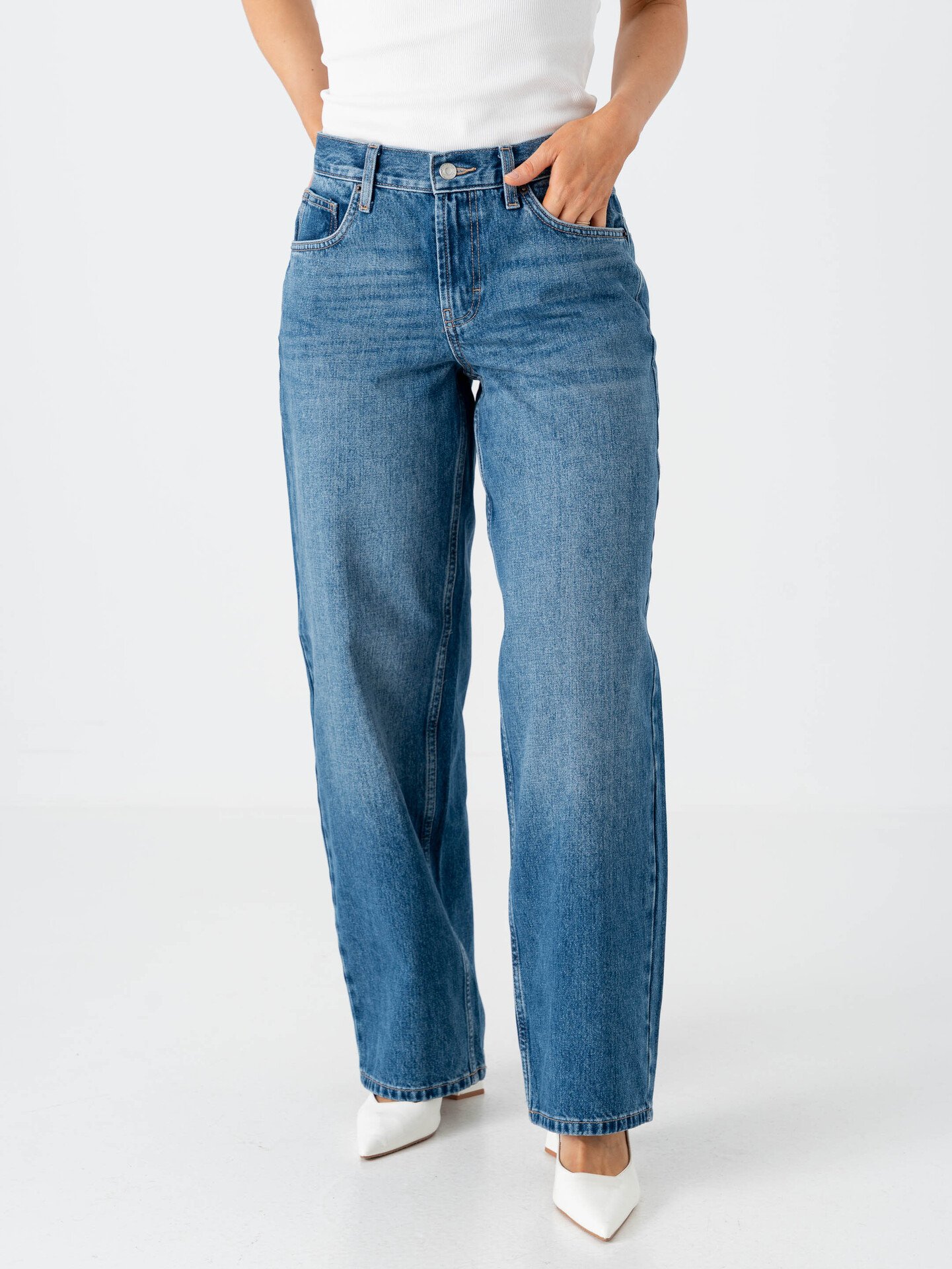 Topshop Cinch Low Rise Wide Denim Jeans Medium Blue Denim