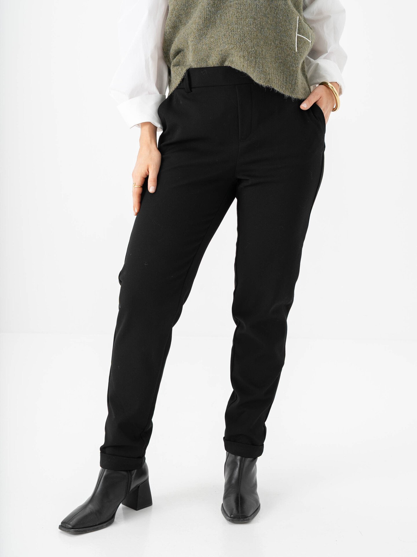 Vero Moda Maya Mid Waist Loose Solid Pant Black