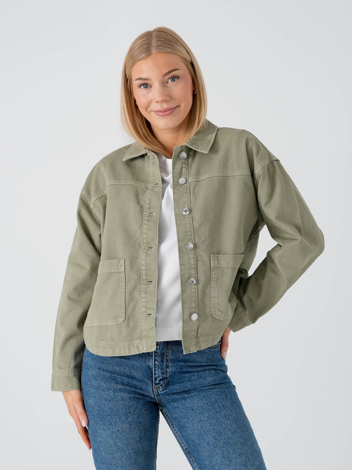 Vero Moda Jamie Long Sleeve Denim Shacket Laurel Wreath Washed