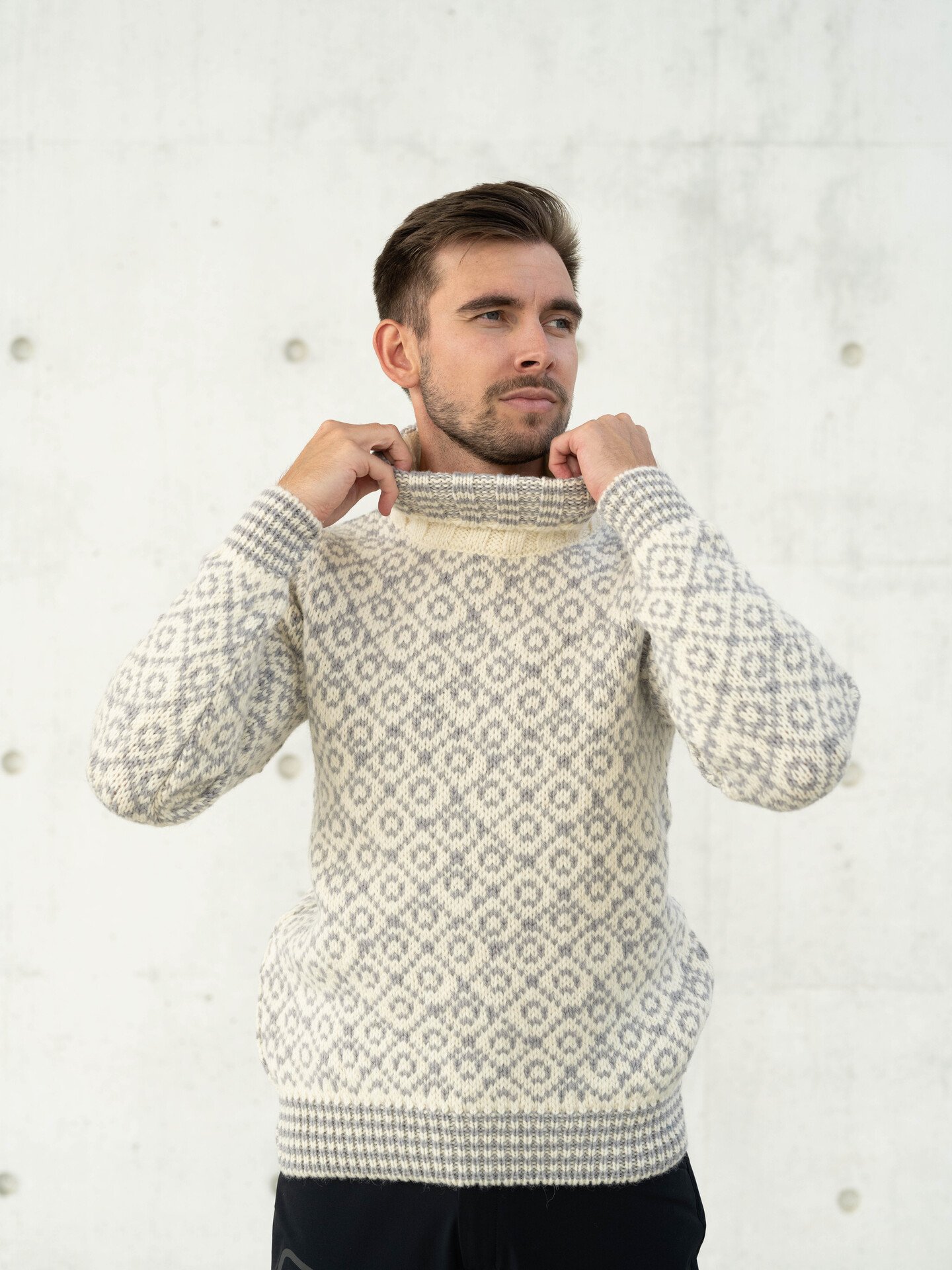 Devold Svalbard Sweater High Neck Offwhite/Grey