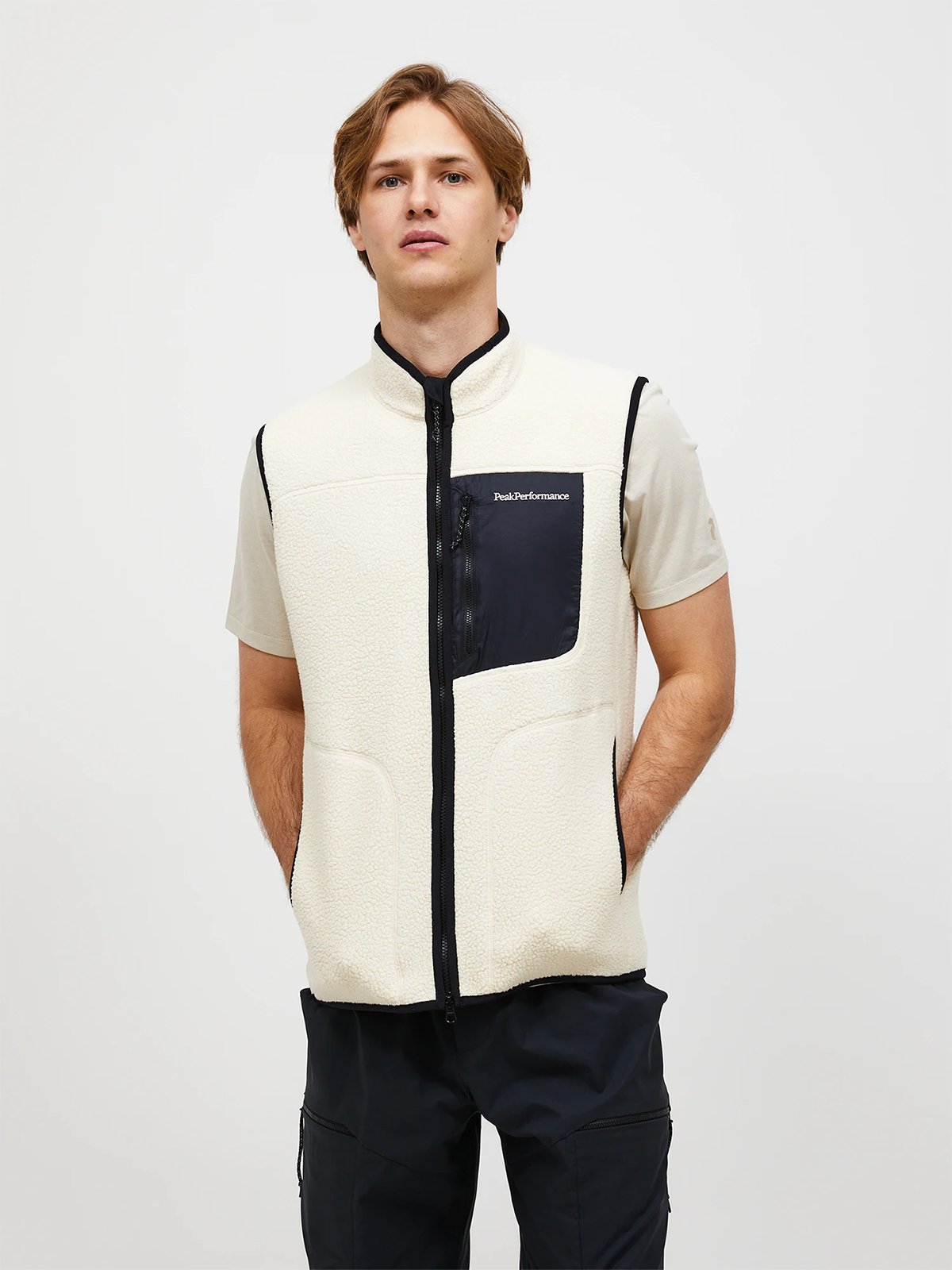Peak Performance NatureRush Pile Vest Men Sand Fog / Black