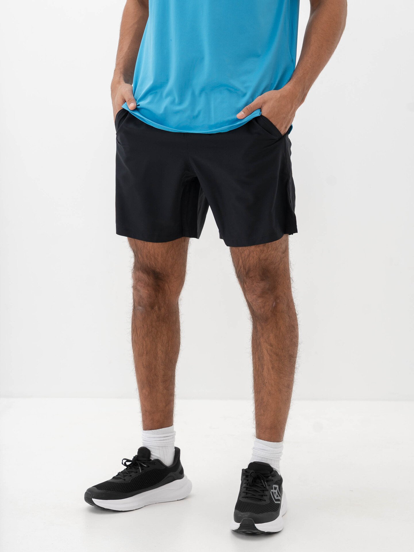 Under Armour Launch 7" Shorts Black