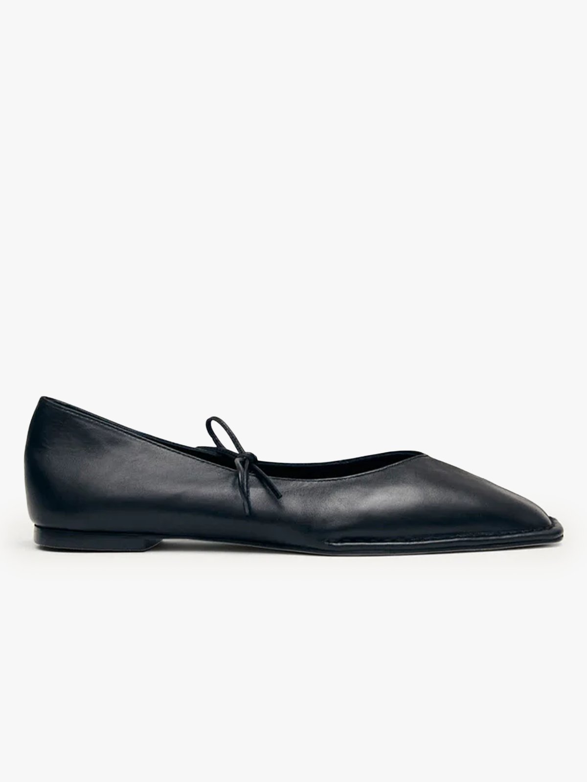Alohas Sway Leather Ballet Flats Black