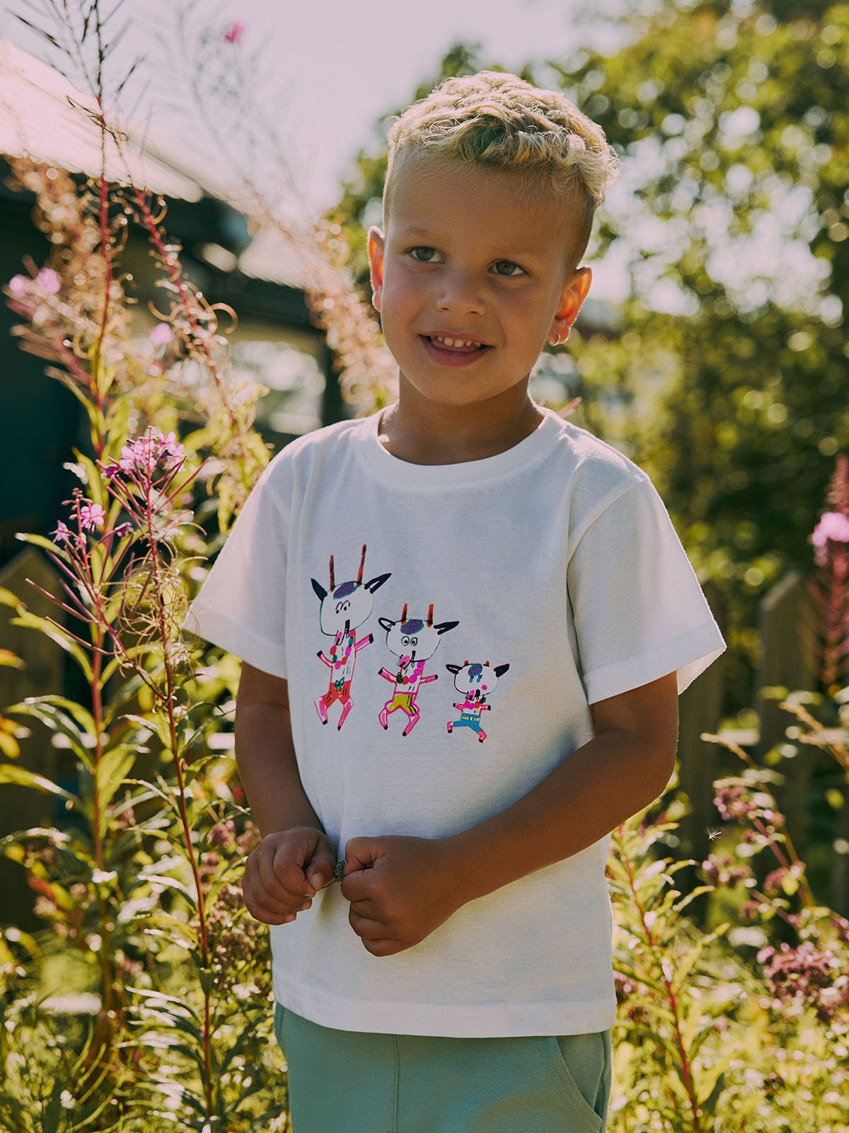 Gullkorn Bukkene T-Skjorte Hvit / Print