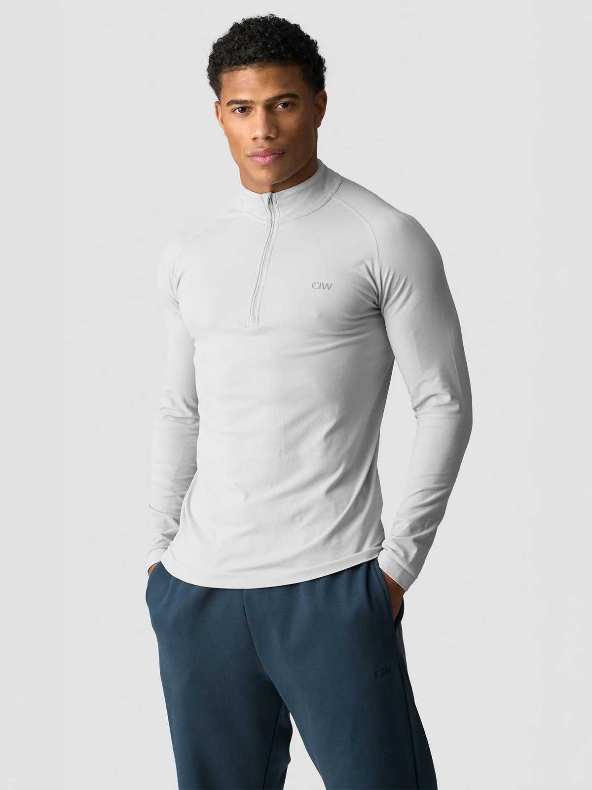 ICIW Essential Seamless 1/4 Zip Long Sleeve Light Grey
