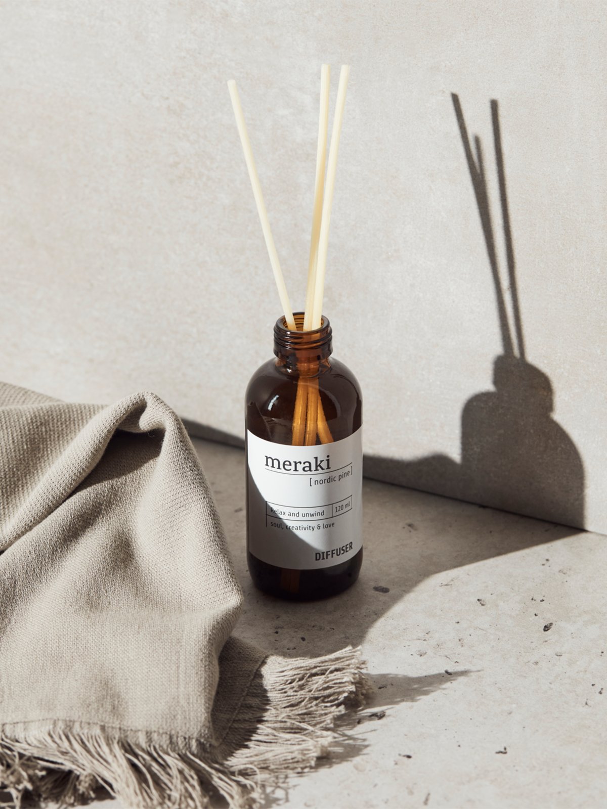 Meraki Duftfrisker med 7 pinner Nordic Pine 120 ml Brun