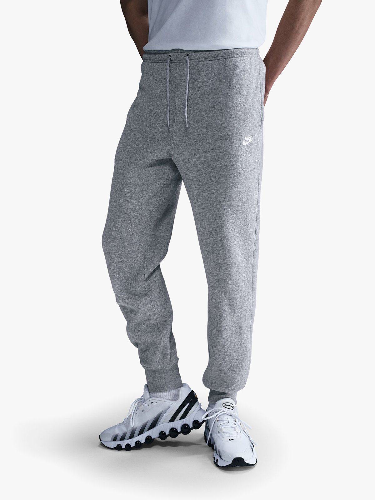 Nike Club Fleece Jogger Pant DK Grey Heather / LT Smoke Grey / White