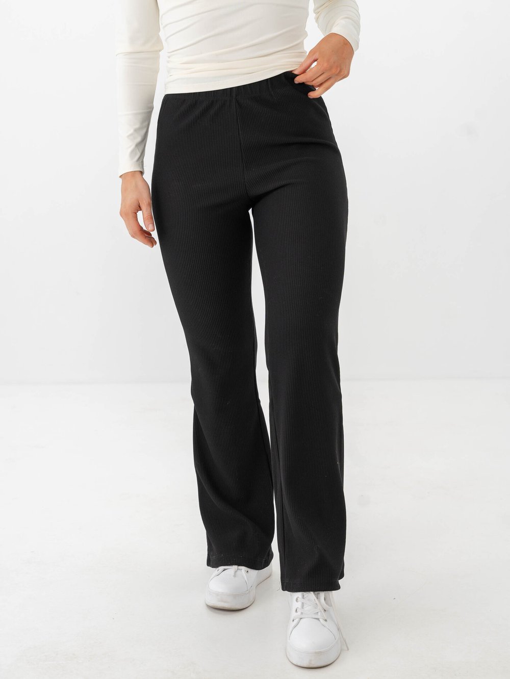 Only Fever Rib Flared Pants - Sort | Getinspired.no