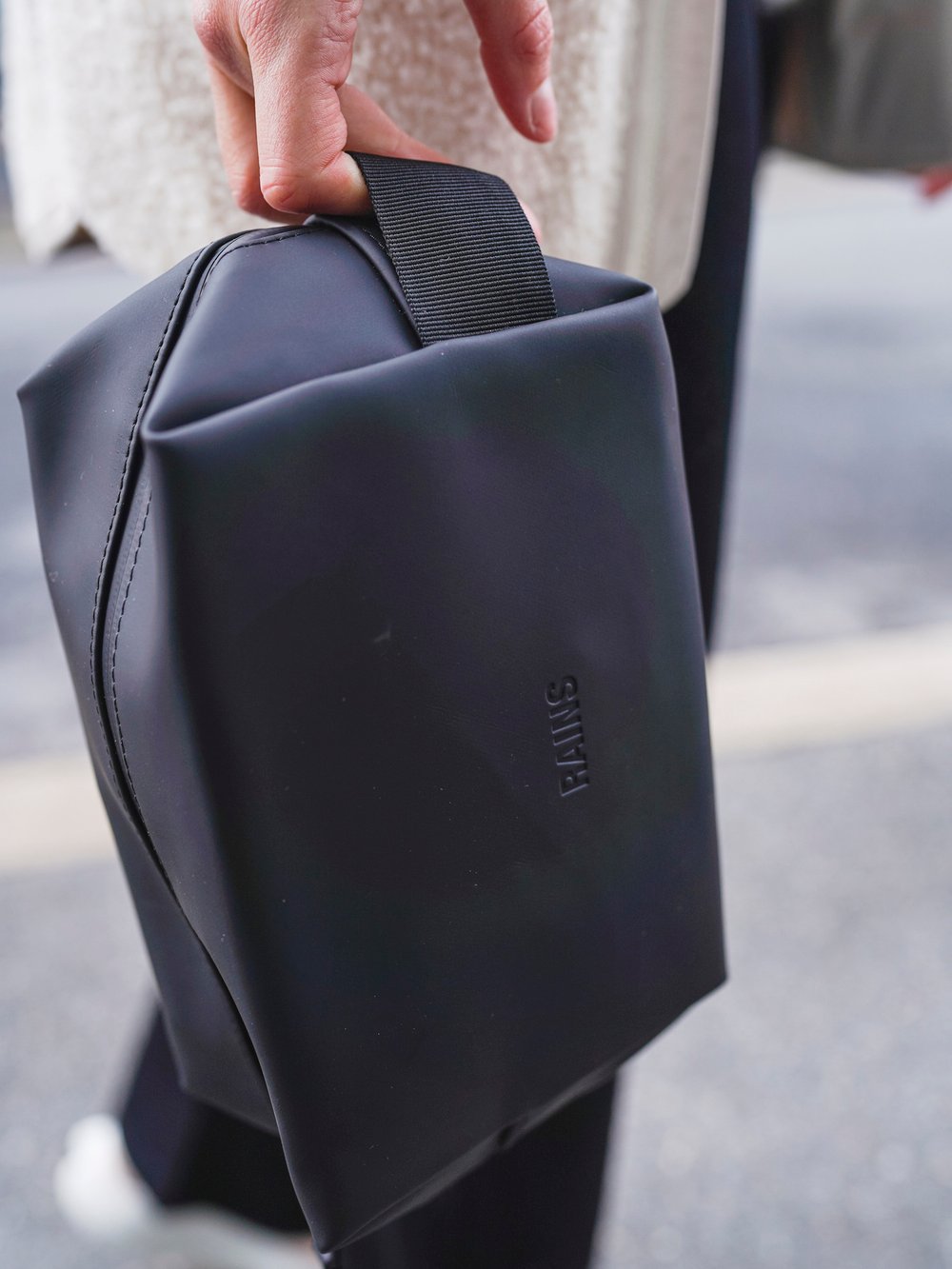 Rains Wash Bag Small - Sort | Getinspired.no