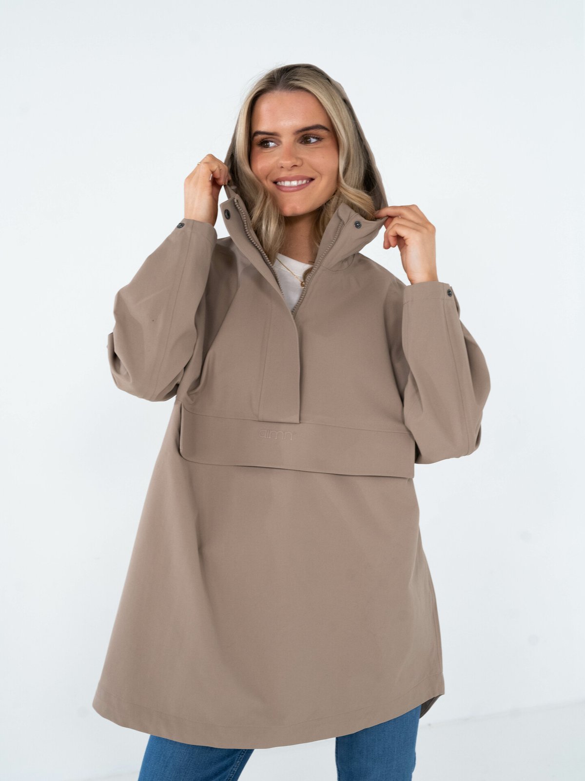 Aim'n Oversized Anorak Espresso