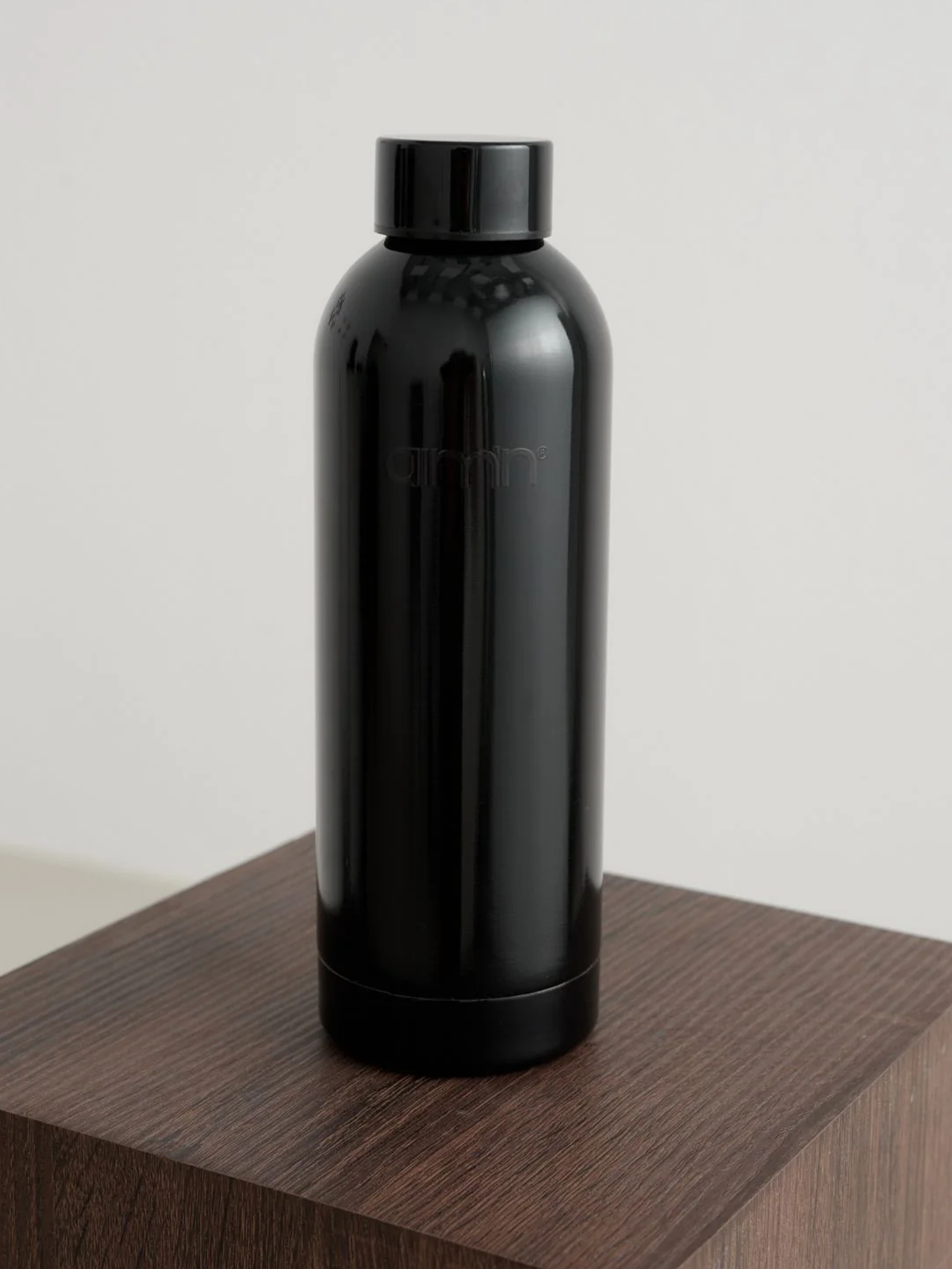Aim'n Water Bottle Glossy Black