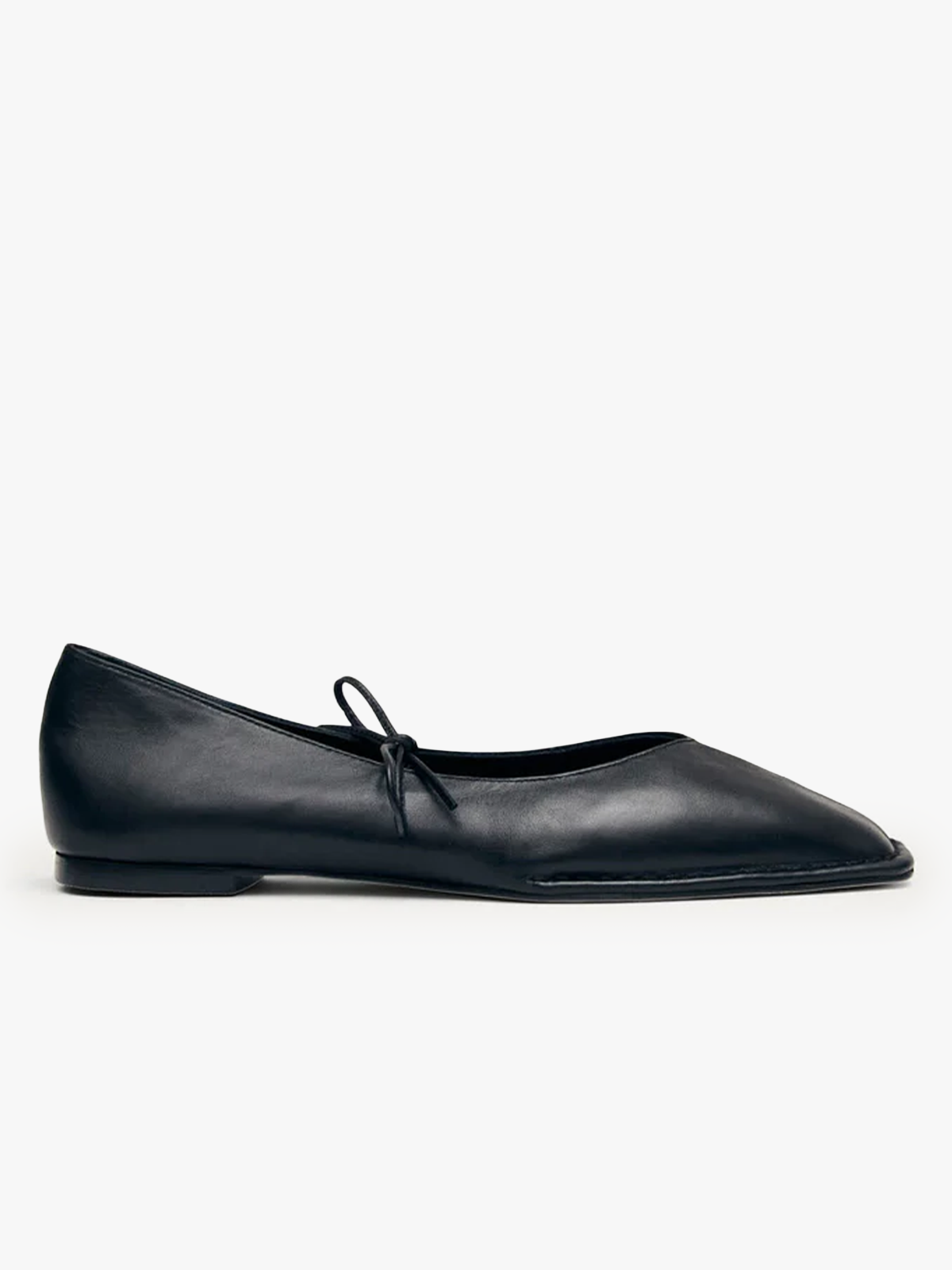 Alohas Sway Leather Ballet Flats Black