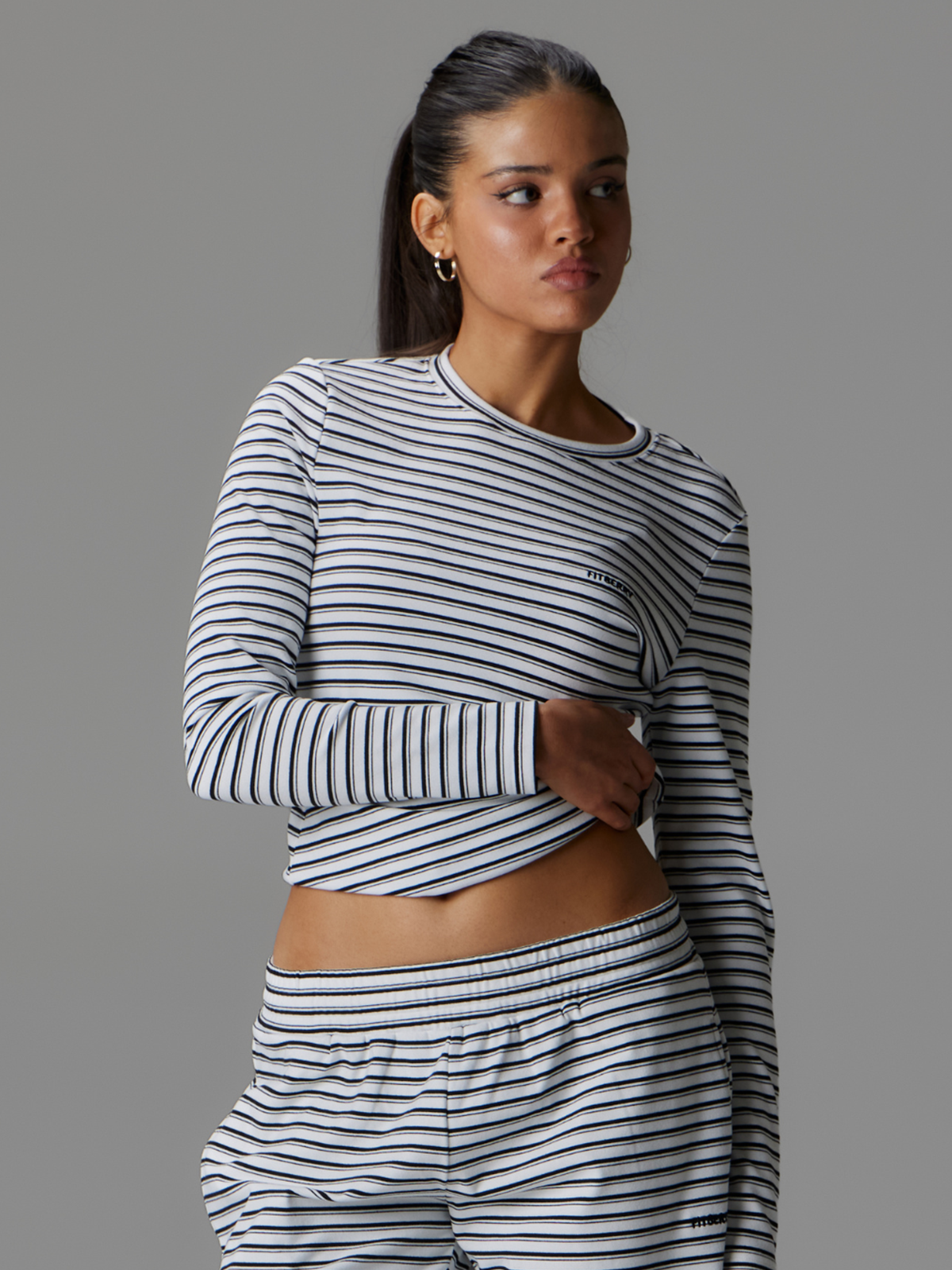 Fitberry Palmer Soft Stripe Top White / Black