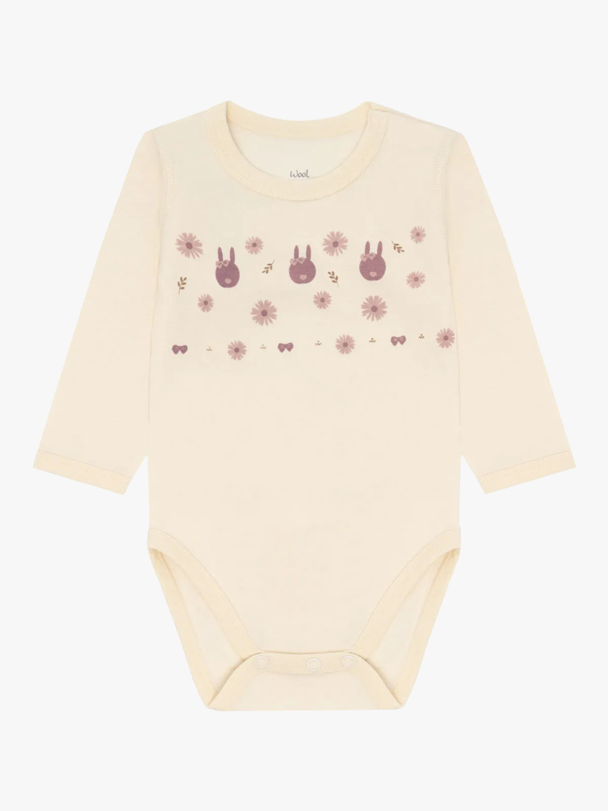 Hust and Claire Baloo Playing Off White