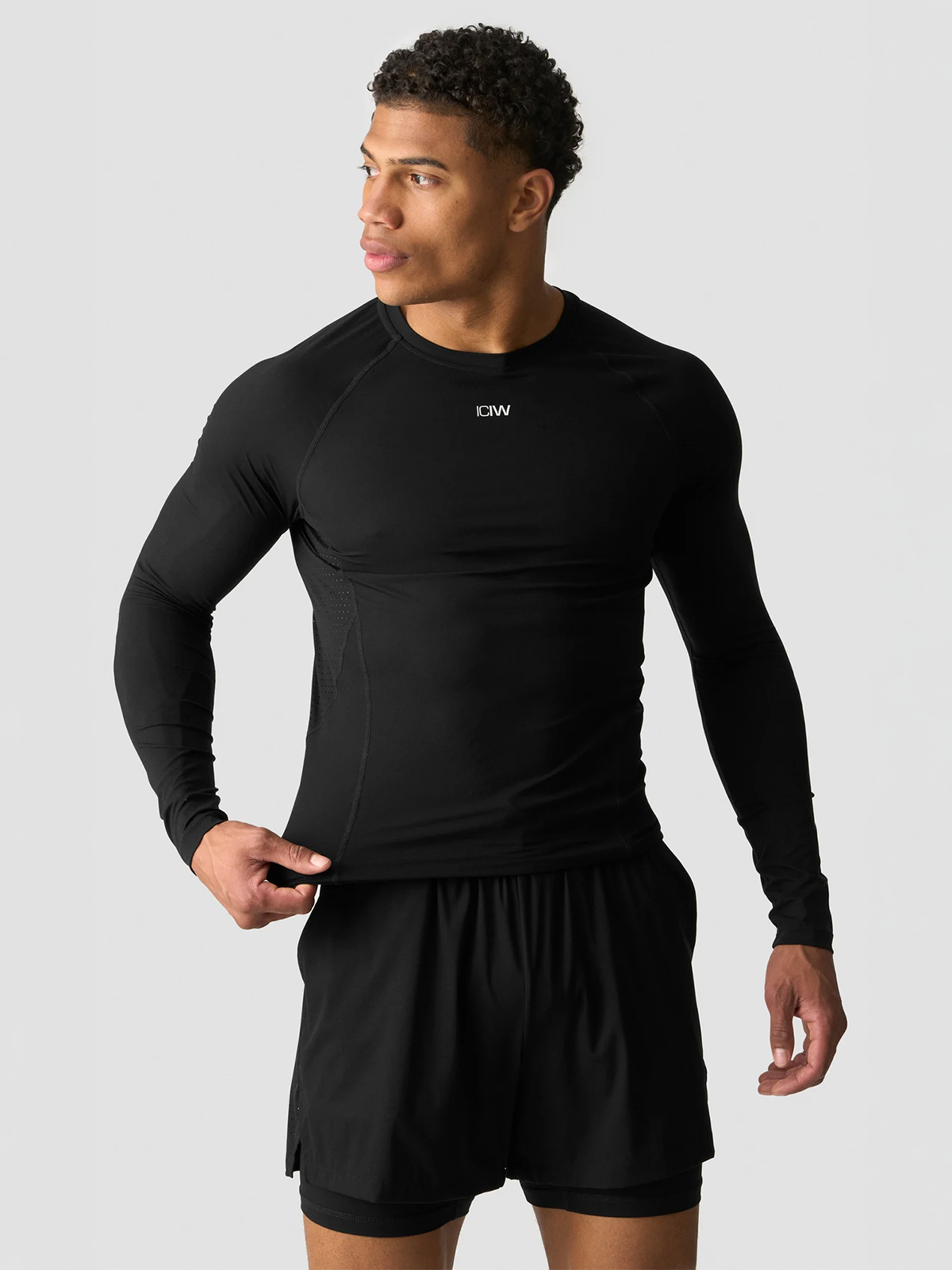 ICIW Ignite Muscle Fit Long Sleeve Black