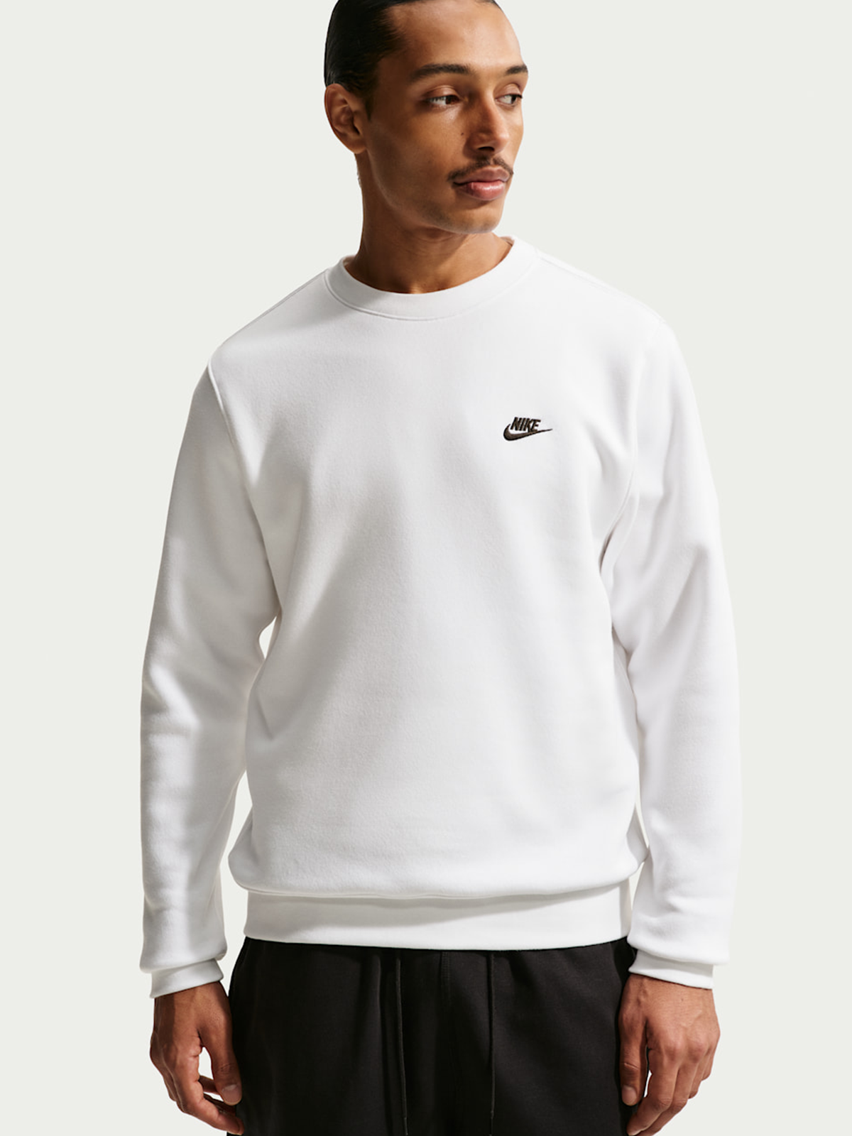 Nike Club Fleece Crew White / Black