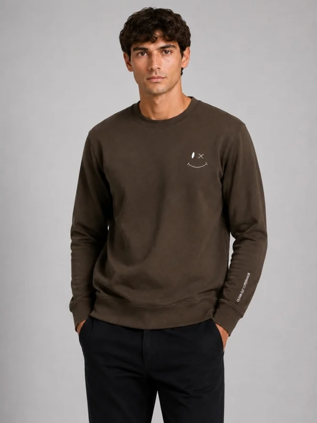Clean Cut Copenhagen Patrick Sweatshirt Dark Brown