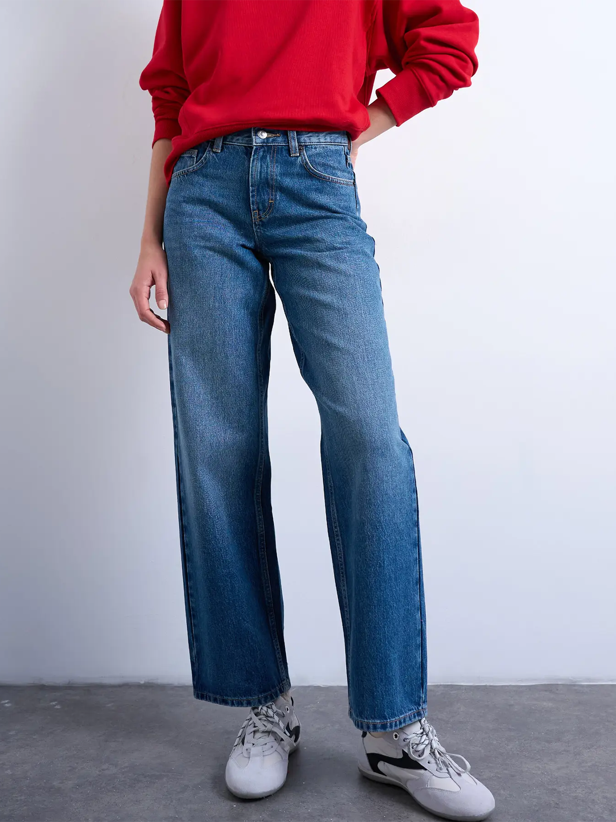 Topshop Cinch Low Rise Wide Denim Jeans Medium Blue Denim