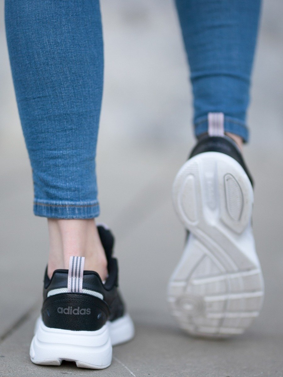 adidas Strutter Core Black/ Blue Tint