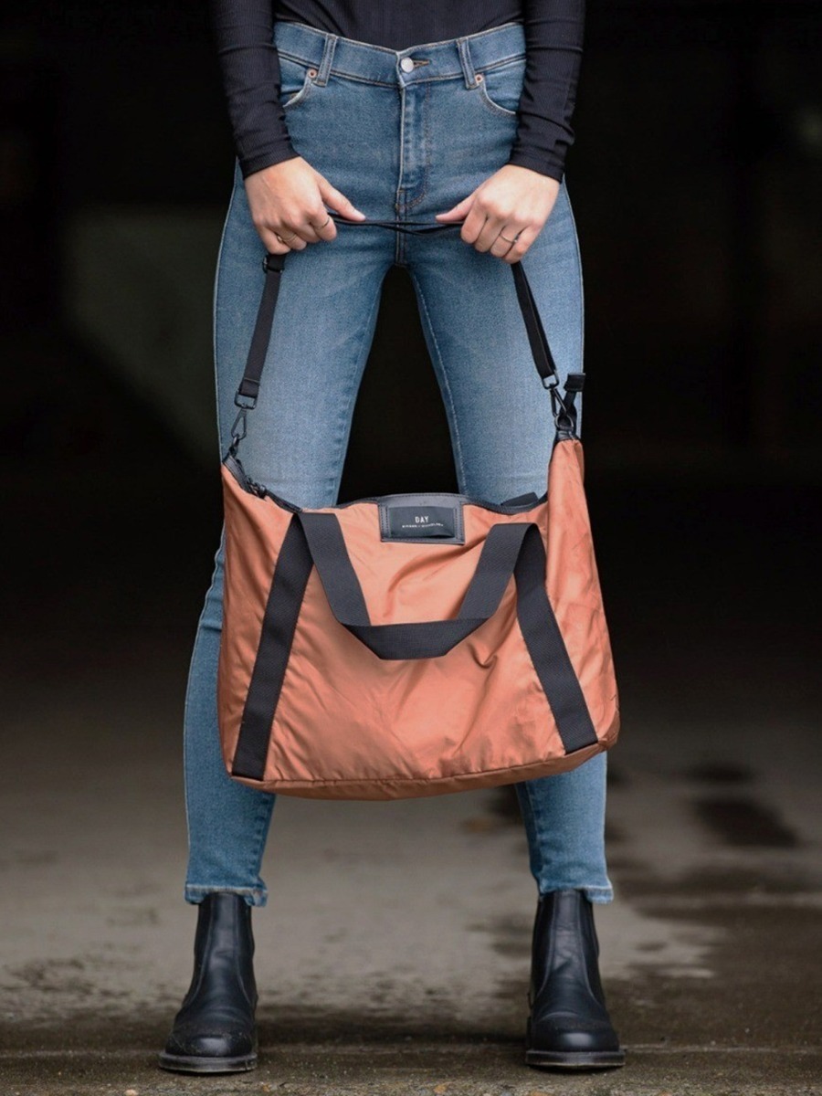 DAY ET Day Gweneth Cross Glow