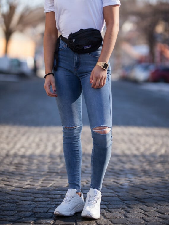 Patagonia Ultralight Black Hole Mini Hip Black