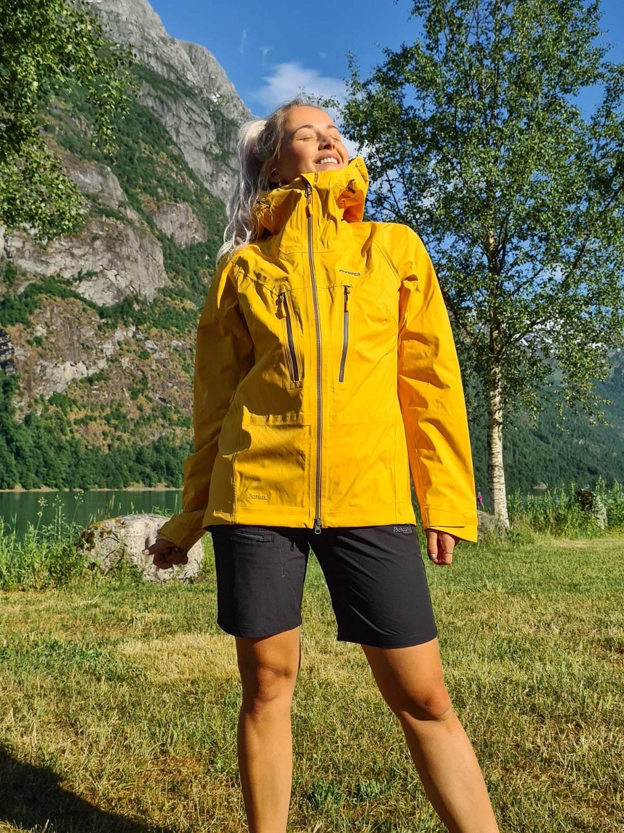 Bergans Cecilie 3L Jacket Light Golden Yellow / Golden Yellow